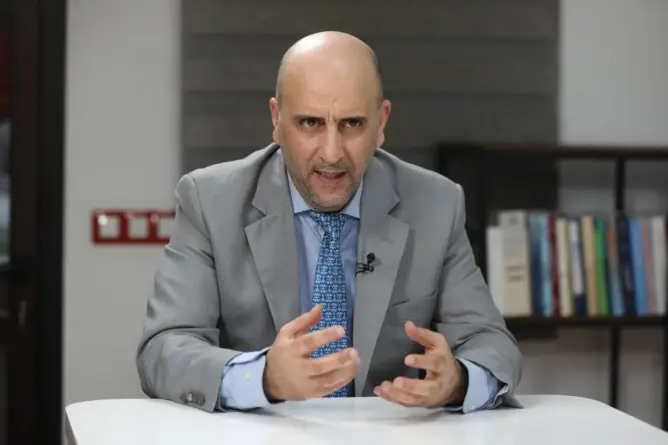 لماذا يجب أن تبقى الجامعة العمومية مجانية؟