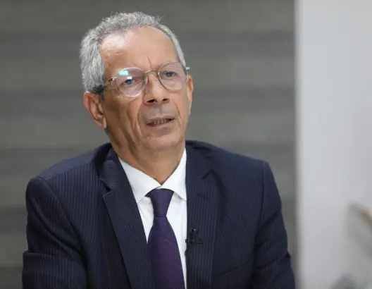 أحمد رحو.. من تدبير الأبناك ومجلس المنافسة إلى قيادة أول وزارة للذكاء الاصطناعي بالمغرب