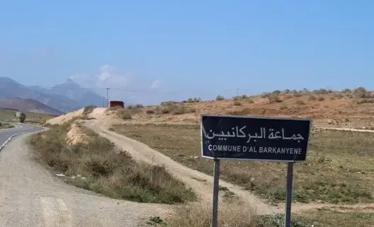 ملاعب القرب تفجر الخلاف بجماعة “البركانيين”: الرئيس يتهم سلفه المعزول بـ”انتحال الصفة”