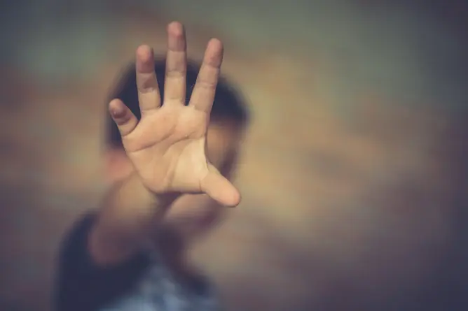 تحركات مشبوهة وقصص استدراج مرعبة.. وقائع “اختطاف غامضة” تثير رعب أسر مغربية