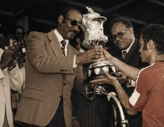 أثناء تتويج المنتخب الوطني المغربي بلقب كأس أمم إفريقيا لعام 1976