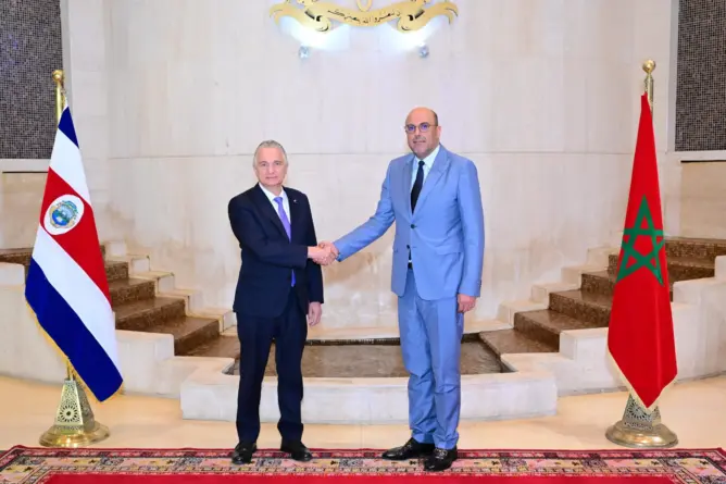في مباحثات مع رئيس مجلس المستشارين.. وزير الخارجية الكوستاريكي يؤكد دعم بلاده لمبادرة الحكم الذاتي