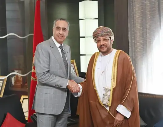 مباحثات أمنية تجمع حموشي بسفير سلطنة عمان لتعزيز التعاون الثنائي ومكافحة الإرهاب
