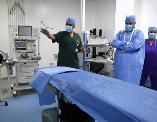 “أزمة صامتة” بكليات الطب.. نقص التجهيزات وتأخر التعويضات يثيران غضب الطلبة