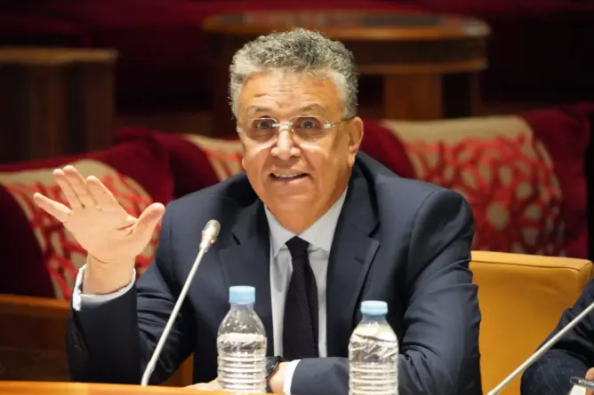 وهبي يحذر من تأثير الأخبار الزائفة على الانتخابات ويدعو لمراجعة قانون الصحافة لحماية الديمقراطية