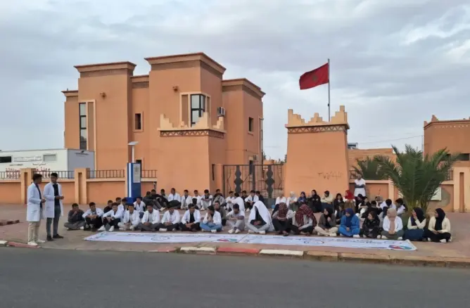 ممرضو الغد بورزازات والرشيدية يواصلون الاحتجاج والتصعيد