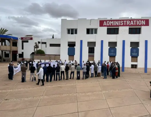 أعطاب التدبير الجامعي تشعل فتيل الاحتجاج داخل كلية العلوم بأكادير (فيديو)