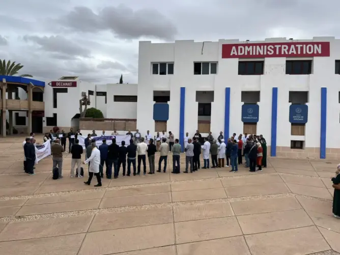 أعطاب التدبير الجامعي تشعل فتيل الاحتجاج داخل كلية العلوم بأكادير (فيديو)