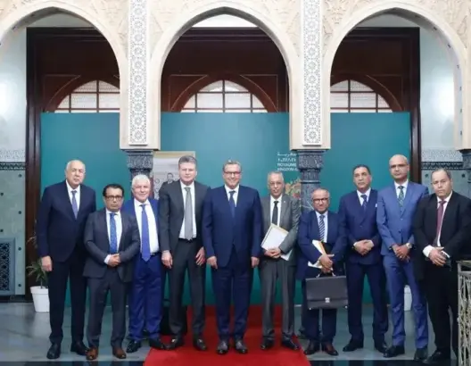 أخنوش يحيل النسخة المعدلة من قانون المحاماة على البرلمان