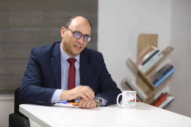 وسيط المملكة يطلق “إنذارا مؤسساتيا” بشأن ذوي الإعاقة ويعلن مشروعا لامتصاص نزاعات الجامعة (فيديو)