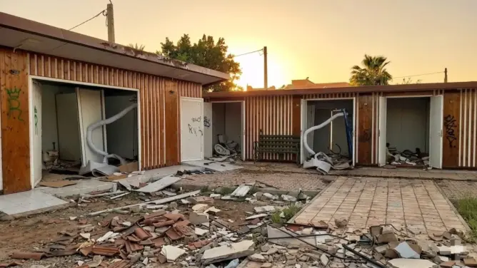 كلفت 73 مليون.. مراحيض عمومية بورزازات تتحول لأطلال وتثير شبهات هدر المال العام (صور)
