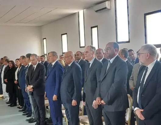 افتتاح مدرسة فرنسية بالعيون يعزز الاعتراف العملي لباريس بسيادة المغرب على الصحراء