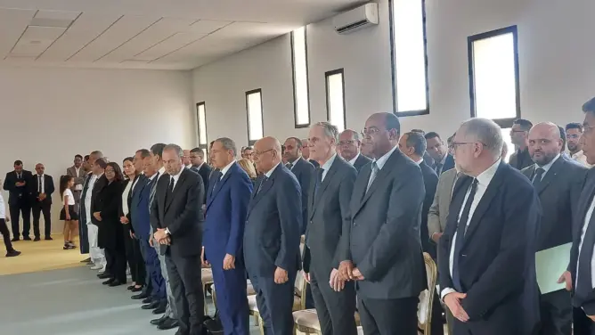 افتتاح مدرسة فرنسية بالعيون يعزز الاعتراف العملي لباريس بسيادة المغرب على الصحراء