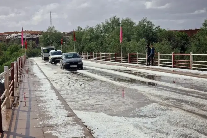 نشرة إنذارية: زخات رعدية وطقس حار اليوم الاثنين بعدد من مناطق المملكة