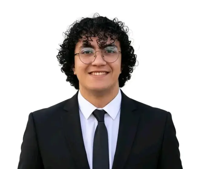 تمرد على القاعدة