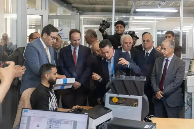 شراكة جديدة تقلص آجال تسليم رخص السياقة وبطائق التسجيل
