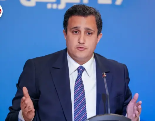 عوكاشا: الحكومة واجهت الأزمات بإبداع مالي