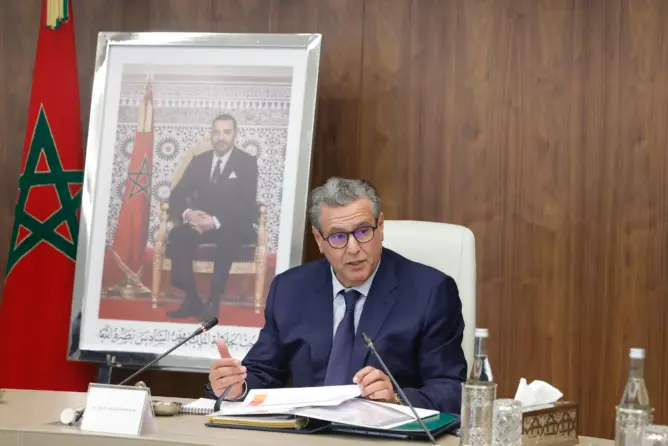 أخنوش يستنفر الوزراء لإعادة توجيه الميزانيات نحو إنصاف أكبر للمرأة وصداقة للبيئة