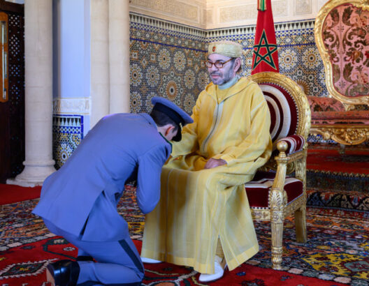 الملك محمد السادس يعين ولي العهد منسقا لمكاتب القيادة العامة للقوات المسلحة