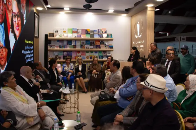 نقباء ومحامون بارزون يستحضرون “الذاكرة المهنية” في معرض الكتاب بالرباط