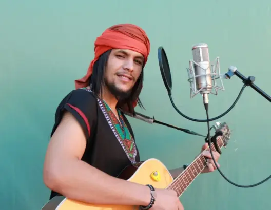 مصباح في وضح النهار في سباق مهرجان الورود