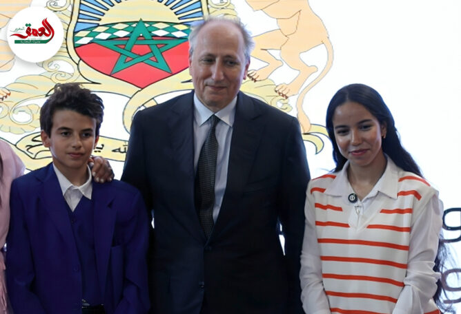 مناظرة أدبية في الرواق التعليمي بمعرض الكتاب