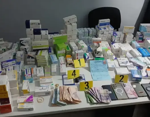 توقيف 3 أشخاص بمدن جهة الشرق وحجز 15 ألف قرصا مخدرا