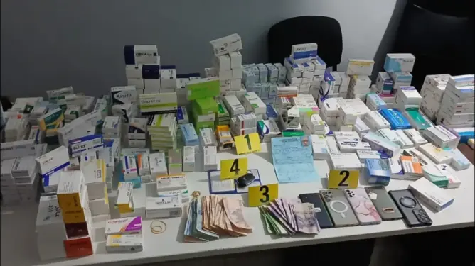 توقيف 3 أشخاص بمدن جهة الشرق وحجز 15 ألف قرصا مخدرا