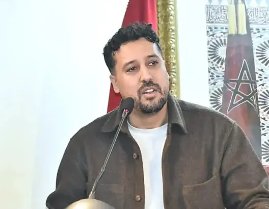 “من الحق الدستوري إلى الغياب التشريعي: معضلة إقصاء مغاربة العالم من المشاركة السياسية”