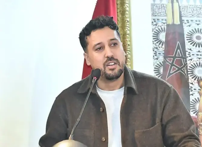 “من الحق الدستوري إلى الغياب التشريعي: معضلة إقصاء مغاربة العالم من المشاركة السياسية”