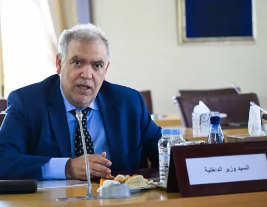 لفتيت يطلع قادة الأحزاب عن تحضيرات الداخلية لتنظيم انتخابات شتنبر 2026