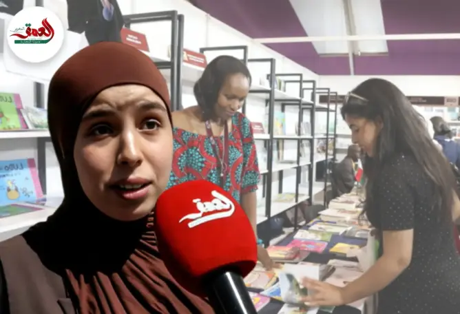 رغم هيمنة “التيك توك”.. شباب وأطفال يجددون الوصال مع “خير جليس” بمعرض الرباط (فيديو)
