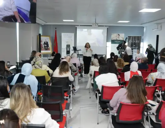 خبراء يحذرون من مخاطر ممارسات طب التجميل غير القانونية بالمغرب