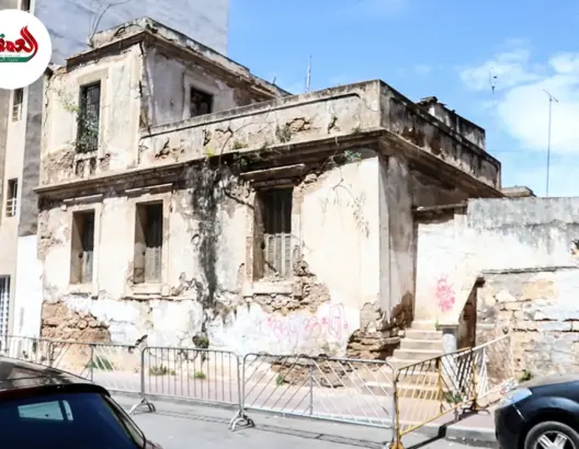 بناية آيلة للسقوط تتربص بالمارة بأحد شوارع حسان بالرباط
