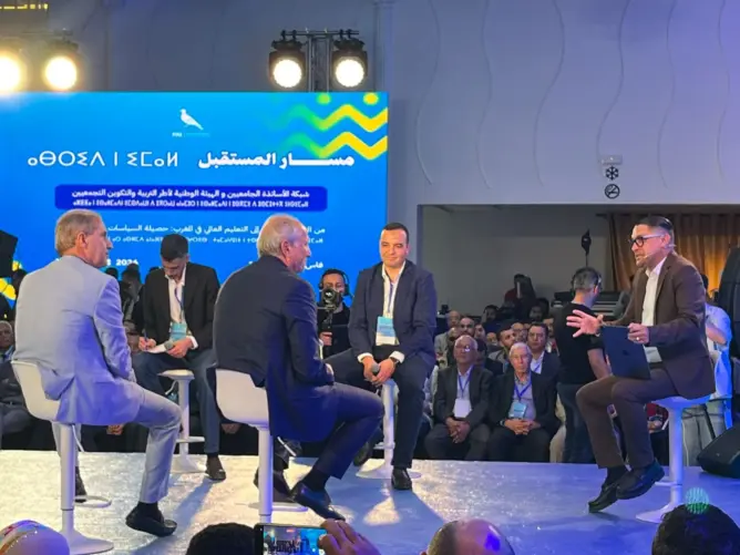 بايتاس: وصول المعلم إلى منصب وزير هو الأصل الطبيعي.. وعلى الأساتذة اقتحام السياسة