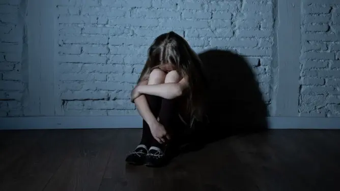 استئنافية البيضاء تؤيد 30 سنة سجنا نافذا لأستاذ فرنسية أدين بهتك عرض تلميذات