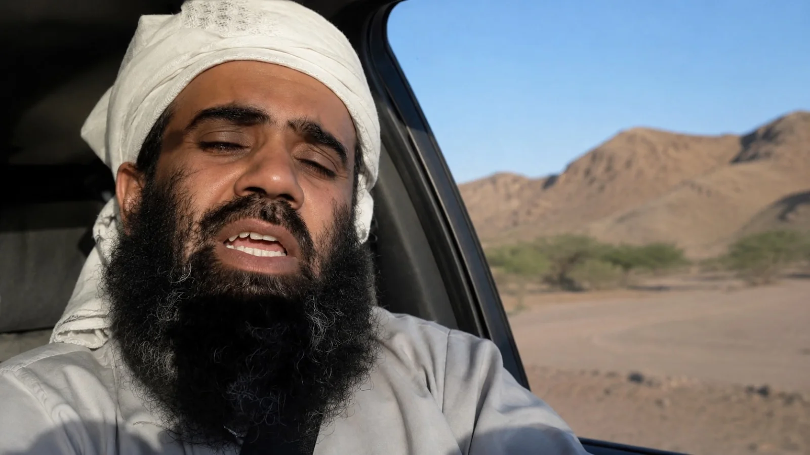 السجن والغرامة لمواطن إماراتي أدين باستغلال وسائل التواصل للتحريض على زواج القاصرات السجن والغرامة لمواطن إماراتي أدين باستغلال وسائل التواصل للتحريض على زواج القاصرات