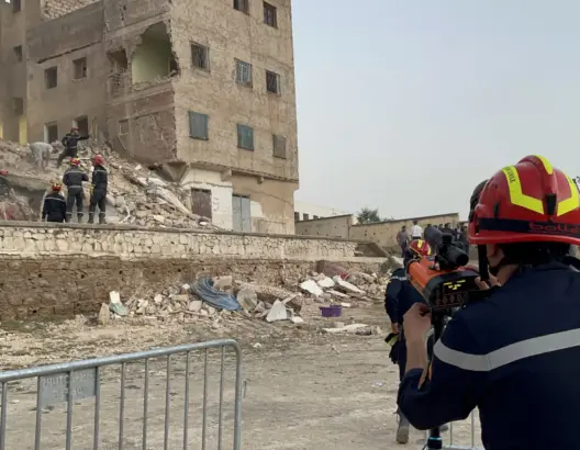 وفاة طفل وإصابة 6 أشخاص كحصيلة أولية في انهيار بناية بفاس