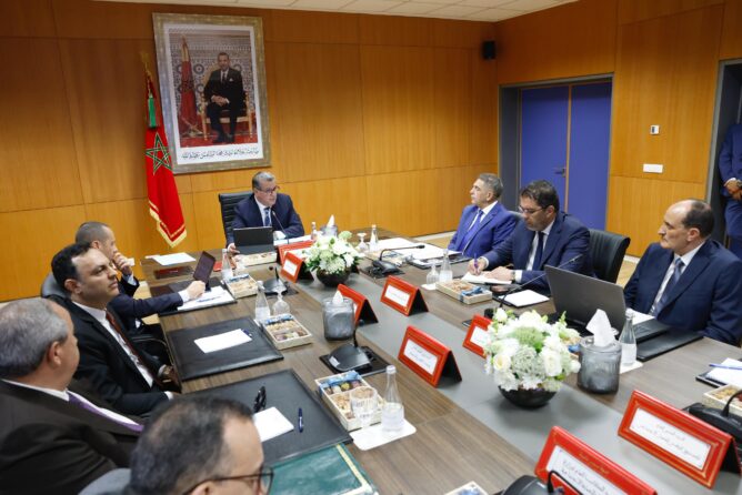ترأس رئيس الحكومة عزيز أخنوش، اليوم الإثنين بمدينة أكادير، أشغال أول مجلس إدارة للمجموعة الصحية الترابية بجهة سوس-ماسة