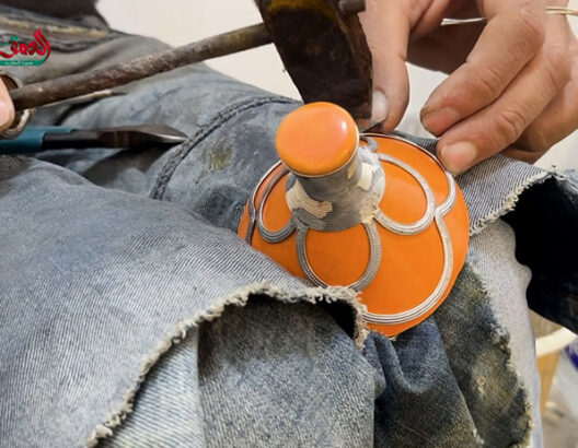 الفخار المُطعّم بالفضة