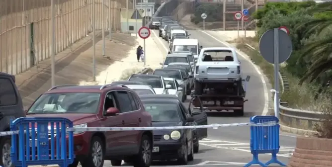 معبر بني أنصار تحت الضغط.. توافد مغاربة مليلية نحو الناظور يشل حركة المرور قبل عيد الأضحى