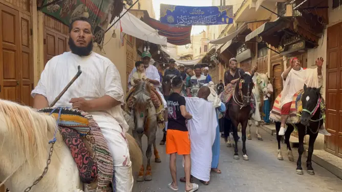 “الحمّارة” عادة فاسية عريقة في العيد