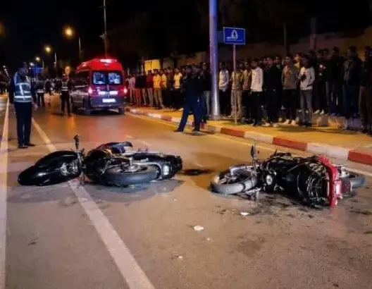 مصرع شابين وإصابة آخرين في اصطدام دراجتين نواحي خنيفرة
