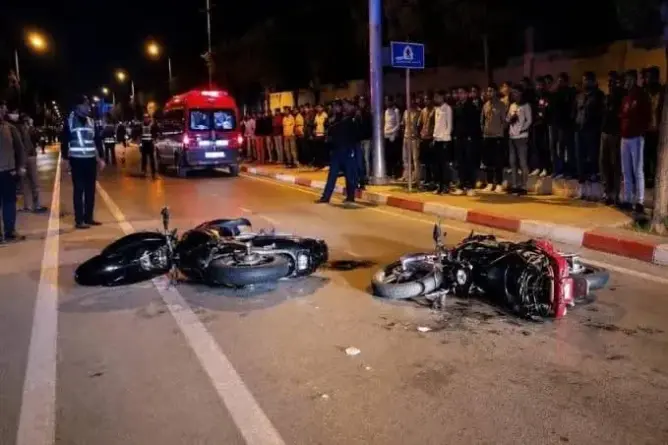 مصرع شابين وإصابة آخرين في اصطدام دراجتين نواحي خنيفرة