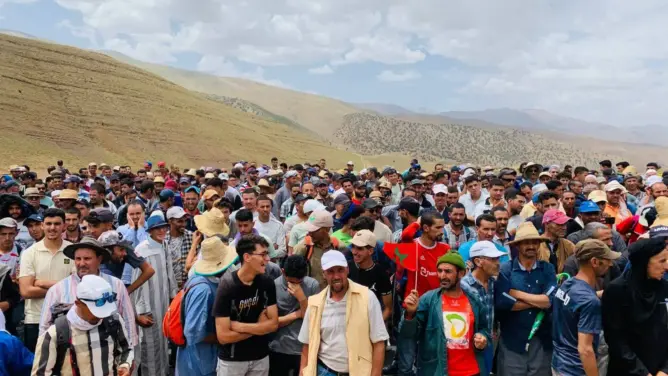 الفقر والعزلة وفشل التنمية.. هكذا تحولت أزيلال إلى عاصمة للاحتجاجات الاجتماعية بالمغرب