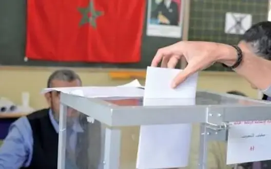 “الترحال السياسي” بجهة البيضاء يفقد الثقة في المنتخبين ويعمق ظاهرة العزوف السياسي