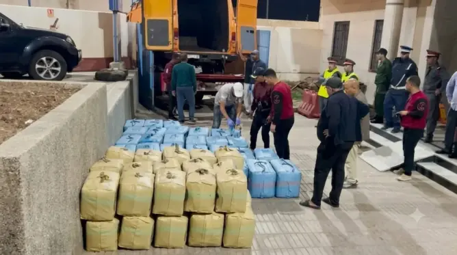 بعد مطاردة على الطريق السيار.. درك آسفي والجديدة يحبطان تهريب شحنة من الشيرا