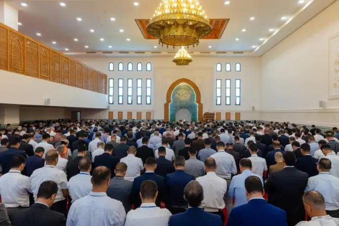 مسجد المقر الجديد للأمن الوطني بالرباط يفتح أبوابه ويحتضن أول صلاة جمعة