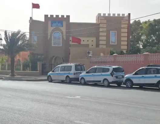 تنجداد.. مهنيون يحتجون ضد “خروقات” النقل المزدوج ويطالبون بتدخل السلطات