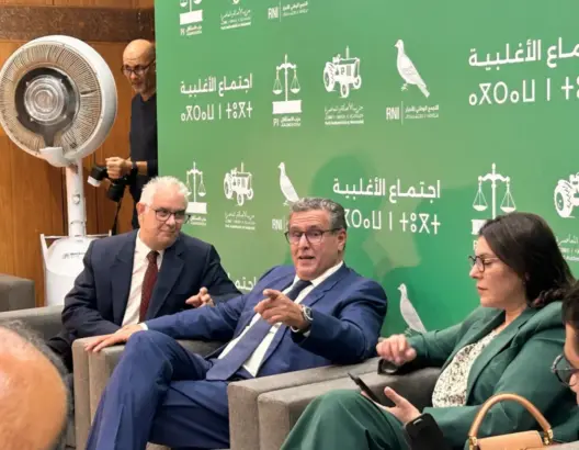 الأغلبية ترحب بإلغاء الساعة الإضافية: القرار يحقق التوازن بين الإدارة وانتظارات المجتمع